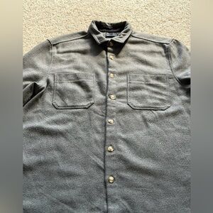 blend overshirt from the brand ASOS DESIGN. that it was manufactured in Cambodia